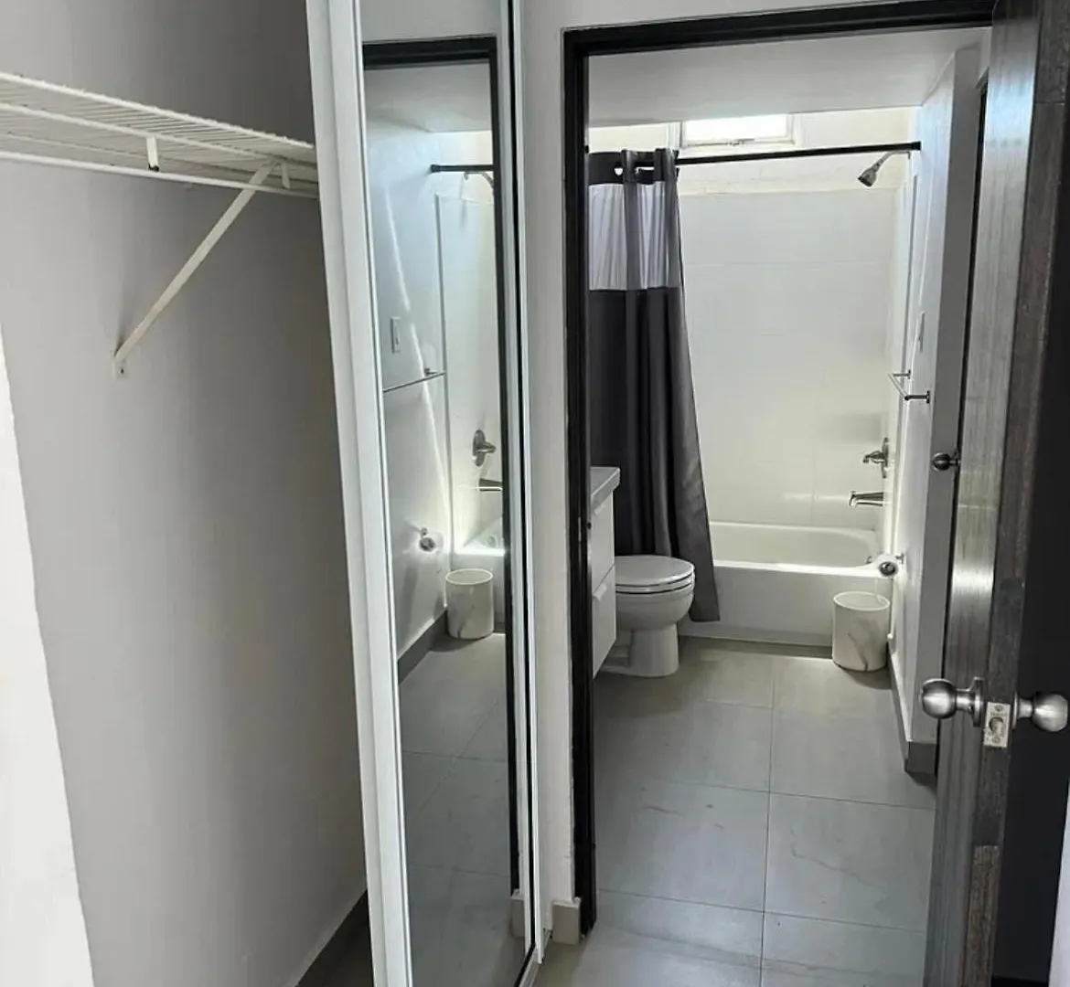 Pentagon Len Homes San Juan Apartment
